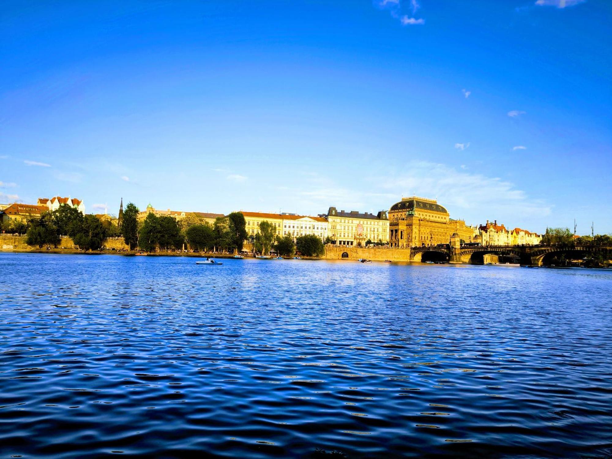 Valentinka Minutes Away From Charles Bridge Daire Prag Dış mekan fotoğraf